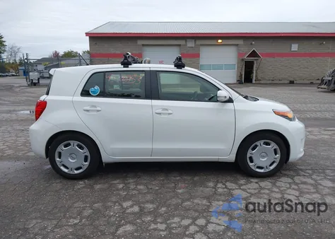 2014 Scion Xd из США, поврежденный, VIN JTKKUPB43E1043179